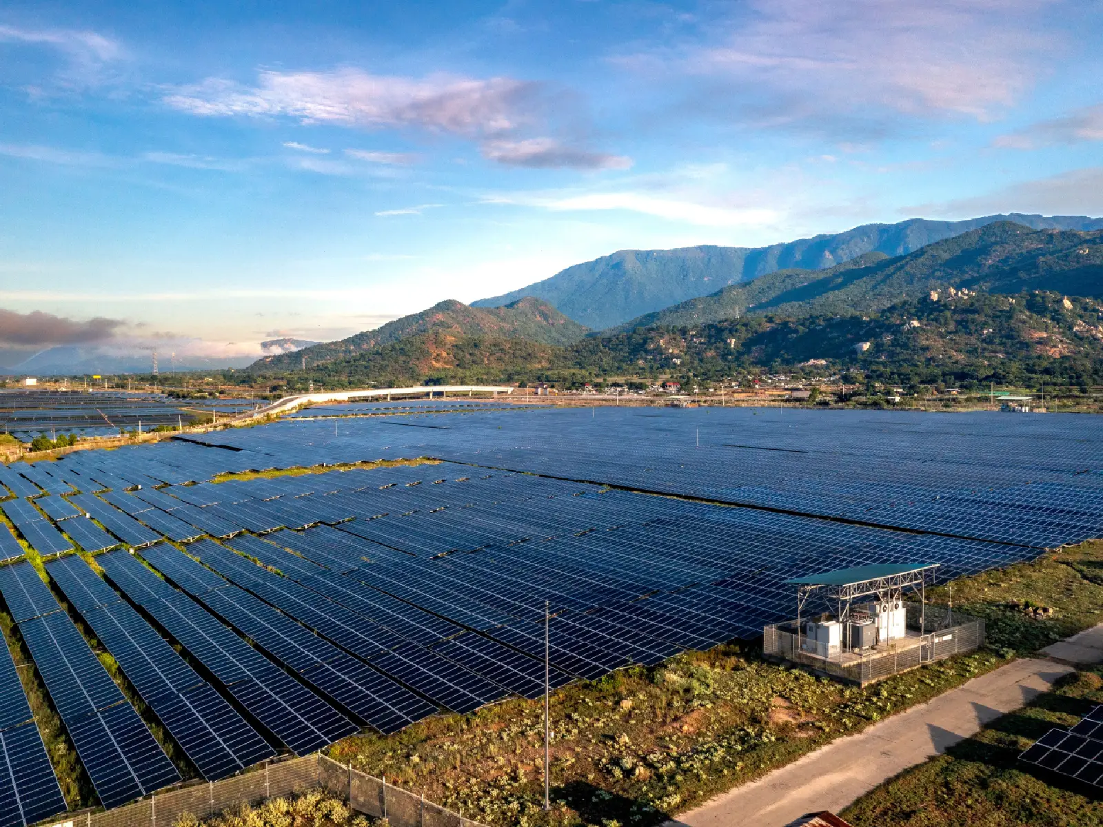 Best Solar Panel Suppliers | Flexible PV Factory Wholesale & OEM