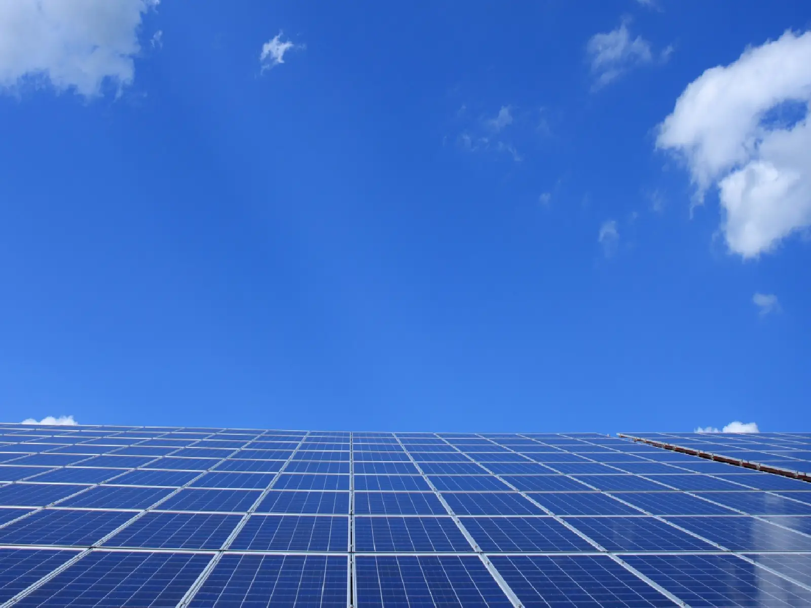 High-Efficiency N-Type Bifacial Monocrystalline Solar Panels | Wholesale & Bulk Supply from Factory